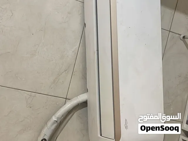 للبيع مكييف نوع ميديا بحاله ممتازة