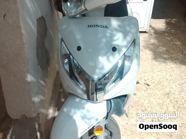الاعلان السوق المفتوح سكوتر
