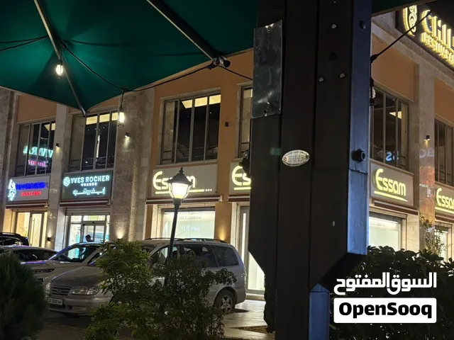 صاله للإيجار في بلعون ع الرئيسي شارع بكرج شارع سنتر