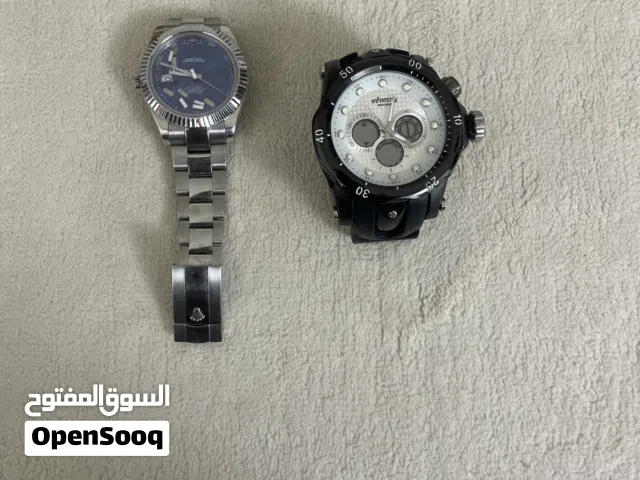 ال ساعة متوسطة الحجم وفي كبير الحجم