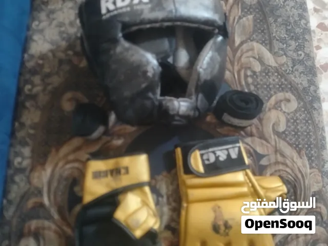 تجهيز كامل فنون قتاليه مستعمل قليل كلش السعر 30 الف وبي مجال