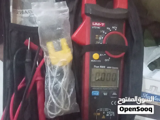 العنوان: كلامب ميتر UNI-T UT216C (شبه جديد/كرت) للبيع في صنعاء. التفاصيل: للبيع جهاز فحص تيار كاشف أ