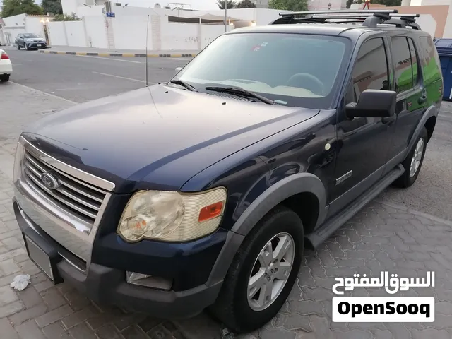 2006 FORD EXOLORER XLT FAMILY SUV