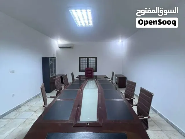 مقر مكتبي للايجار بالاثاث 7000 دينار شارع الوكلات