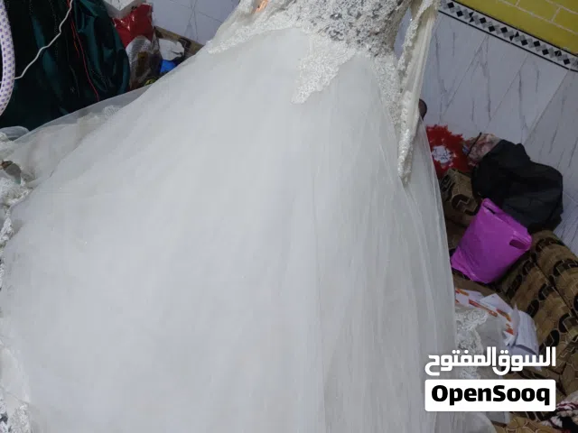 السلام عليكم بدله عرس كلش نضيفه مثل ماواضحه بصوره