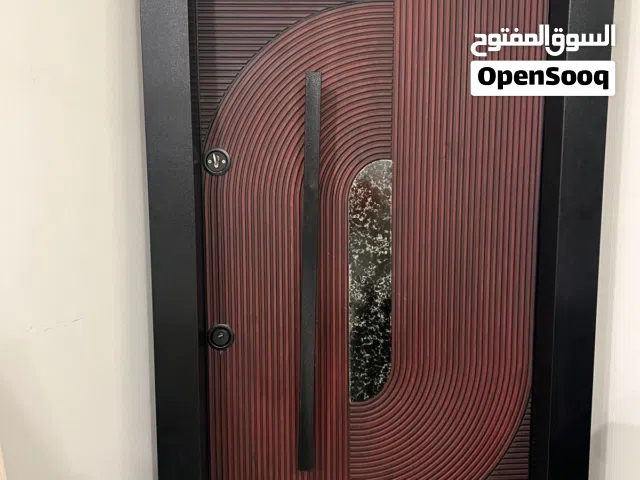 بيع عاجل – باب أمان ضد السرقة فاخر (قطعة واحدة فقط)