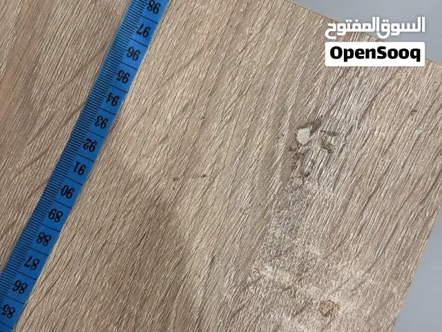 طاولة و كرسي للبيع.. المعبيلة 8  25 ريال