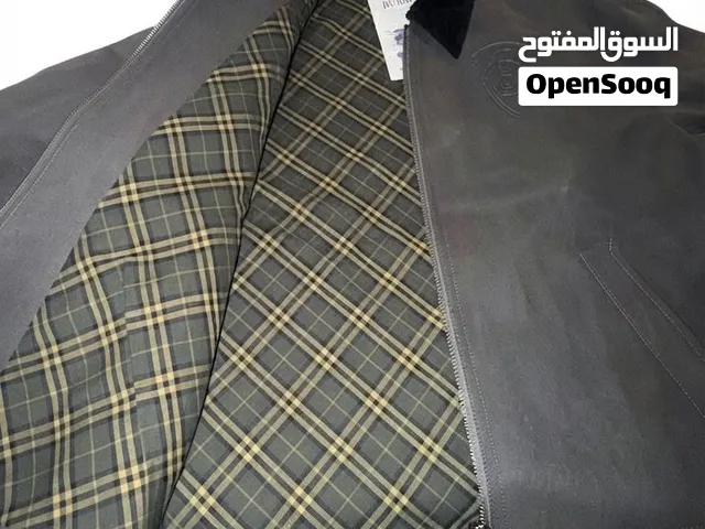 Burberry Jacket, Medium. Men. Price can be discounted for serious buyers (Attractive Discount)