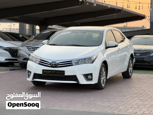 2015 تويوتا كورولا Limited