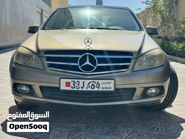 Mercedes Benz C230  6 cylinder  للبيع – مرسيدس بنز C230 2009 excellent   السعر لسرعه البيع condition