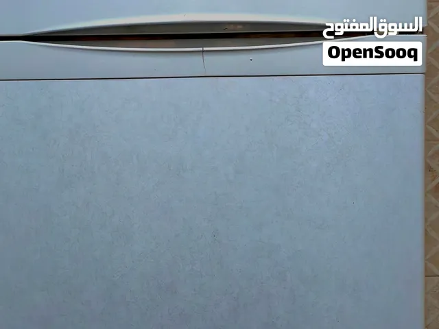 ثلاجه 22 قدم375 لتر للبيع ،حاله جيده جدا