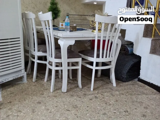 ميز ابيض ماليزيا مع الكراسي 6..مندر نفرين ماليزي طبلات قنفات للبيع