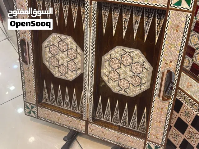 العاب تحدي طاولة زهر  اصلية صدف شطرنج خشب زان صدف يدوي احجام مختلفة رسومات منوعة  جكرو دومينو جنكا