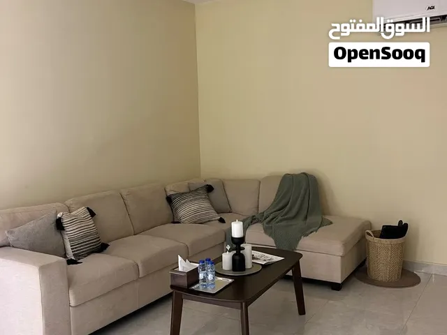 صالون تجميل نسائي للبيع بالمفرد او كامل