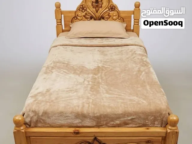 سرير سويدي نفر مستخدم نضيييييييف   السعر 23 الف