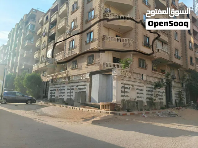 شقة 150 متر للايجار ناصية بحري تشطيب مميز و فاخر