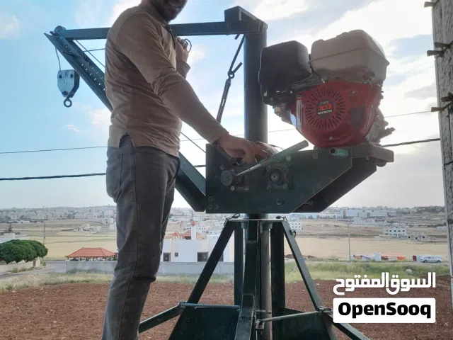 ونش صرصور لرفع مواد البناء بلاط طوب وحجر ورمل وتنكات مياة