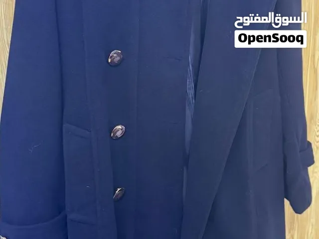 ملابس للبيع