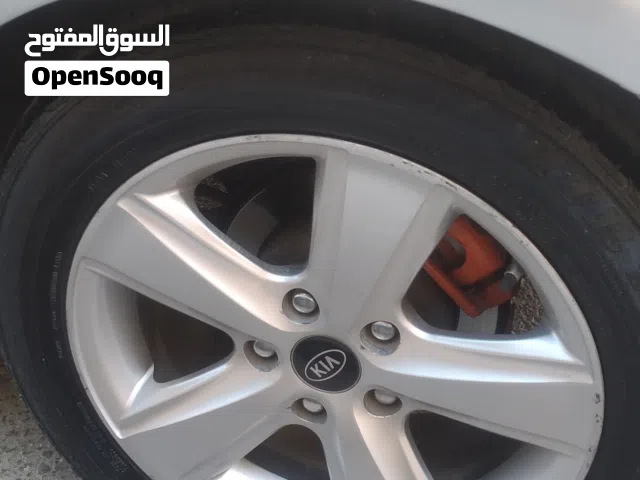 جنط مع كوشوك للبدل على جنط 16 او 17 موجود باربد