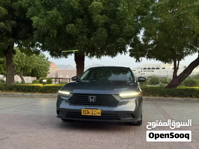 هوندا أكورد – نظيفة جدا دون مشاكل او ملاحظات جاهزة للاستخدام بممشى بسيط للبيع