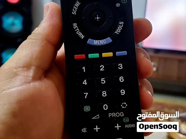 ريموت شاشه سوني. نظيف جدا