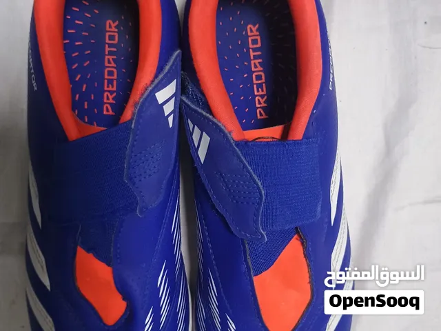 Original Adidas Predator Club Turf Boots – Kids/(Velcro) size uk 35 Like new أديداس بريداتور كلوب