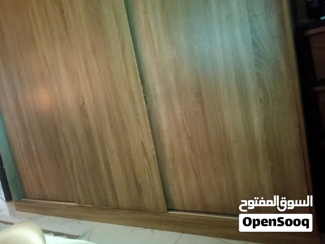 خزانة 3ظرف سحاب نظيفة للبيع