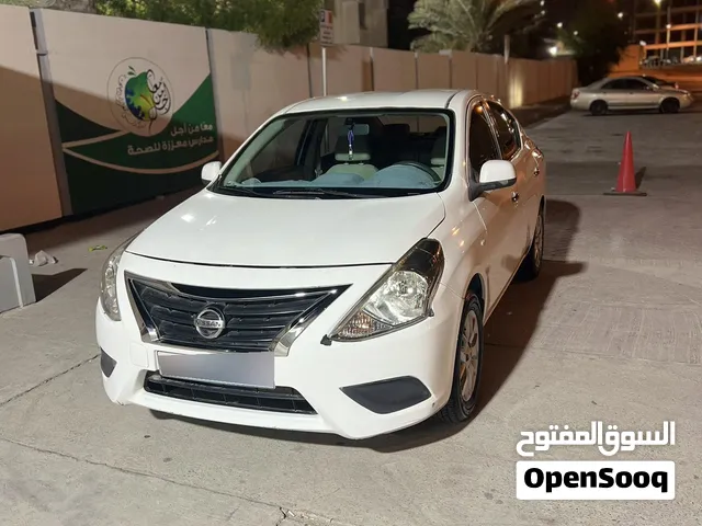 Nissan Sunny 2015 Full option  Neat and clean With Rims  Front and back mirror electric