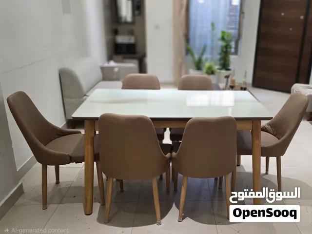 ميز طعام للبيع