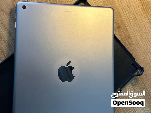 14 Apple monitors for sale  in Al Batinah