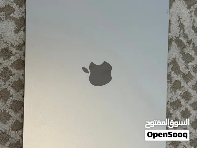 ماك بوك 2024 m3 الابتوب نضيف بحاله الوكلاء  256 8ram M3
