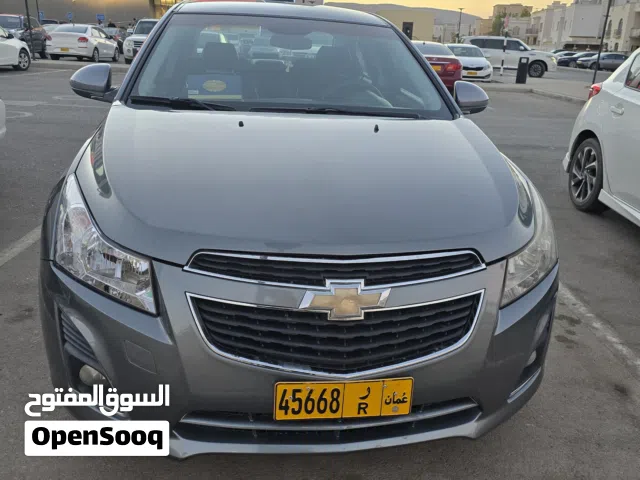 شيفروليه كروز 2013 رمادي — صالون سيدان مستعمل بحالة ممتازة مع مواصفات خليجية