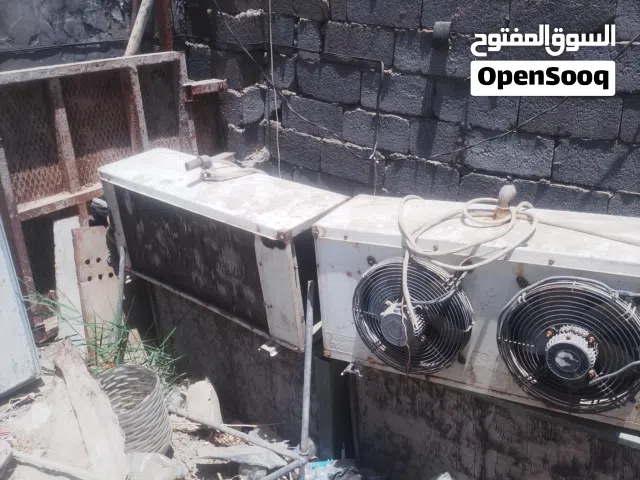 سلام عليكم اجهزه تبريد تجميد تبريد عدد جهازين 3 طن مع باب عدد 2 عين سحريه مع بورد تشغيل مكروكات سعر