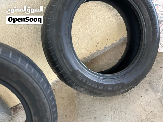 مجموعه جنوط بريدجستون 22 إنش مستعملة بحالة جيدة لسيارات الركاب