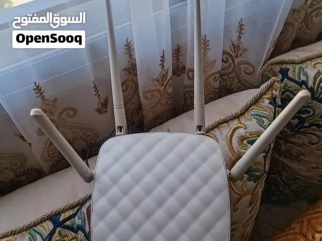 point d'accès - شوف التحت