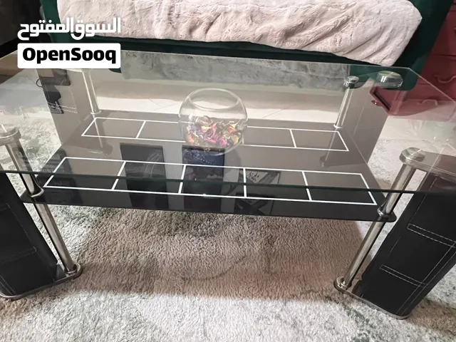 طاولة زجاجية استعمال خفيف