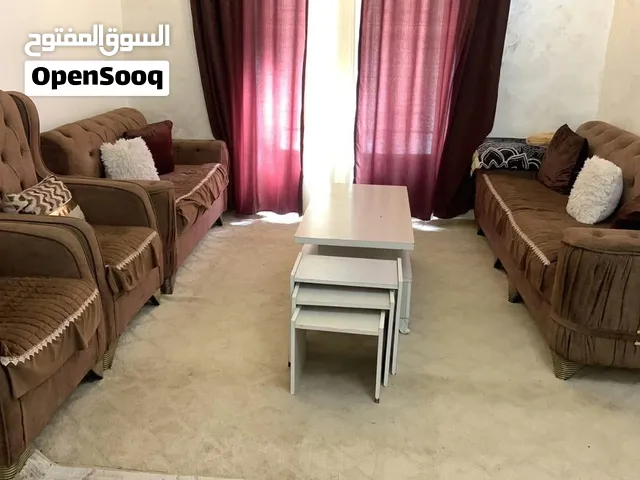 طقم كنب بحالة الوكاله