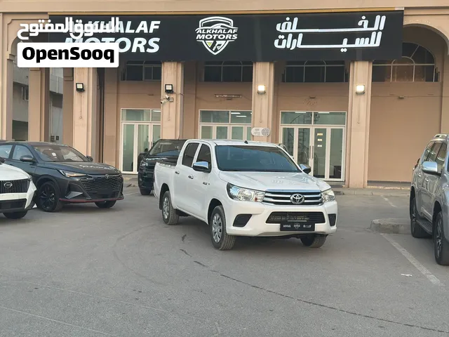 Used Toyota Hilux in Muscat