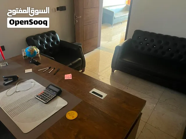اثاث مكتبي للبيع نظافة 100٪ تواصل واتساب فقط