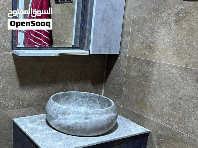 مغسلة مودرن استخدام جزئي حجم كبير