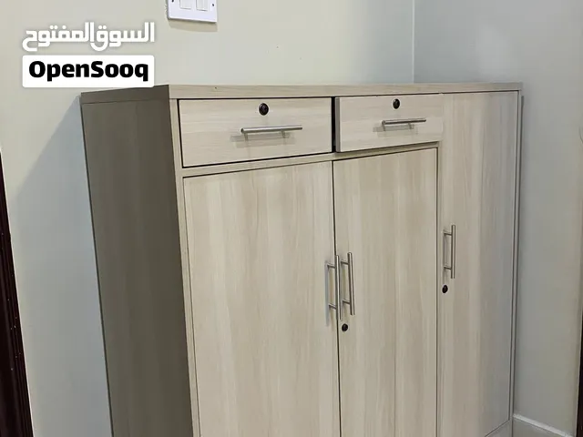 طاوله جزم وا انتم ب كرامه للبيع بسعر رمزي جدا