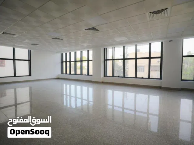 مبنى اداري للبيع او للايجار في شارع الجمهورية موقع ممتاز