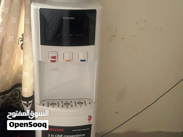 Toshiba water dispenser. Got new one from Panasonic so selling this at a very affordable price.