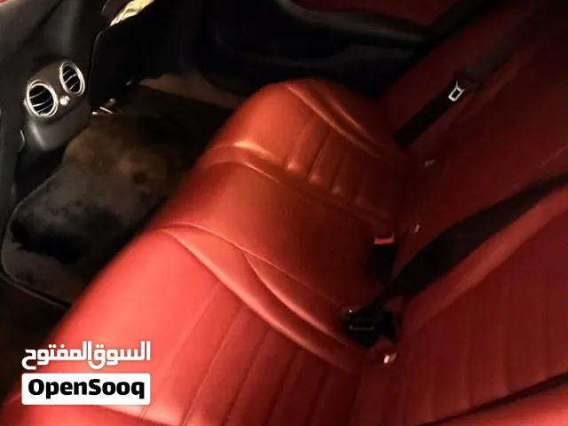 للبيع مرسدس c200 2018 استعمال حشمه تجيكات الوكاله ممشى الموتر 55000 السيارة حالتها ممتازه.