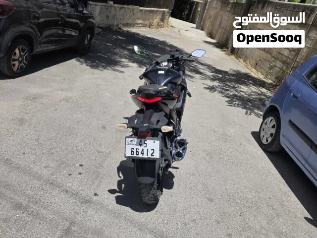 سوزوكي جيكسر 2021 ستريت مستعمل موتور بي rental بحالة ممتازة