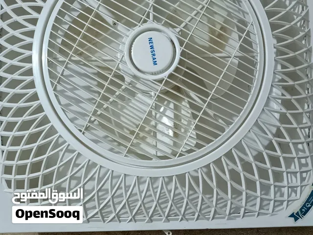 مروحه سقفيه عدد2 حاله جديه كلشي بيها جاهز وشغاله 50 ألف للمروحة الواحدة