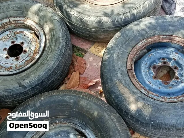 رنجات كلوزر قديم العدد 4 يحتاجن تنظيف وصبغ أصحاب سيارات كلاسك