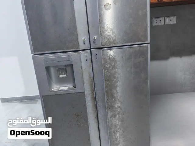 ثلاجة هيتاشي عاطلة