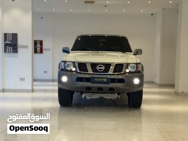 نيسان سوبر سفاري بحالة الوكالة وسيرفيس 2022 للبيع