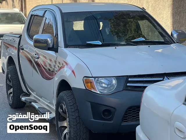 L200 بيك اب ( واطي وليس لو قير )